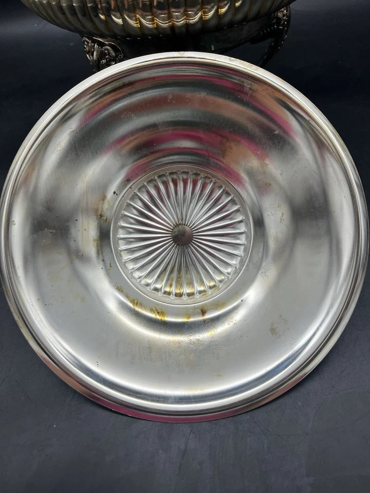 SHEFFIELD SILVERPLATE CHAFING DISH W/ STAND & STERNO RARE Beautiful Piece S-925 - Image 4 of 4