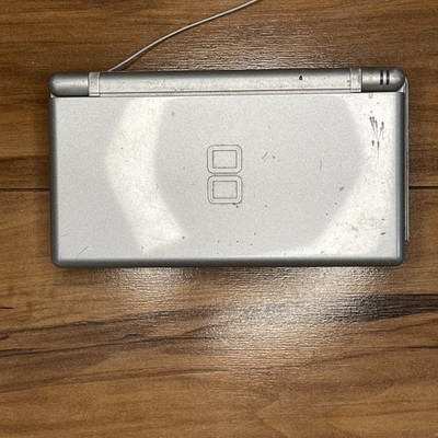 Nintendo USG-001 DS Lite Grey Handheld Parts Or Repairs See Pictures