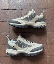 Size 9 Mens - 2004 Nike ACG Air Made Light Sand Sky Blue Excellent Condition 