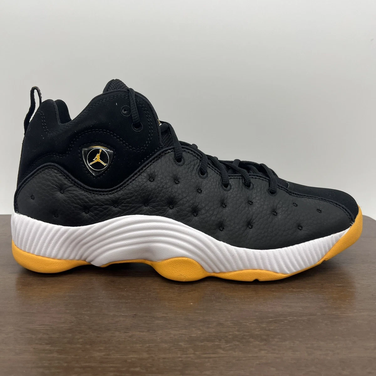 Nike Air Jordan Jumpman Team 2 Black Taxi 819175 071 Men s Shoes NEW Size 11