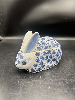 Blue & White Ceramic Rabbit Trinket Dish Lidded covered Thailand Box figurine