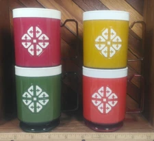 4 Vtg Chalet Plastic Footed Mugs Mid Century Thermo-ware Mixed colors Chicago IL