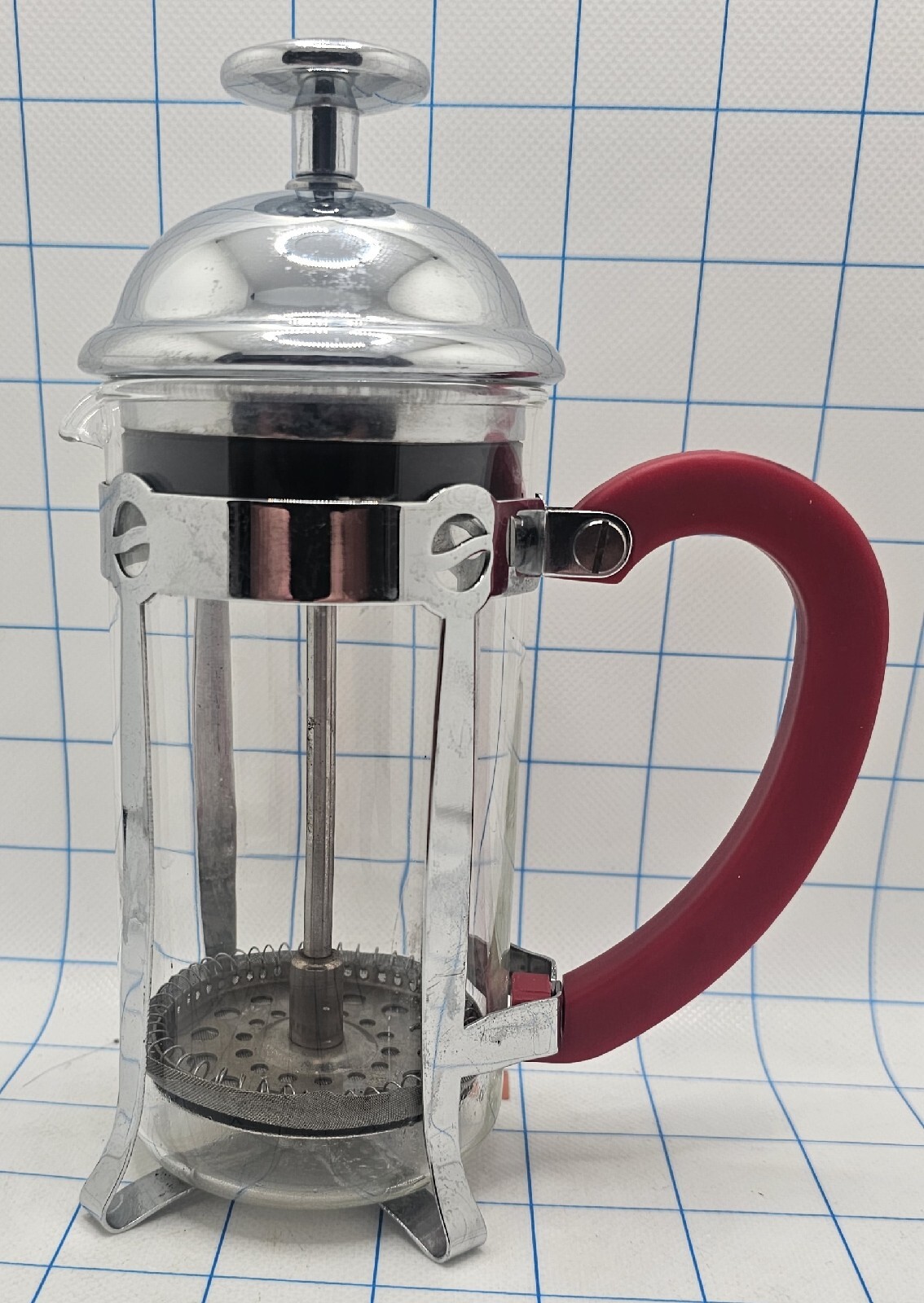 Red Plastic Handle 2006 Small 12 Oz Single Serving