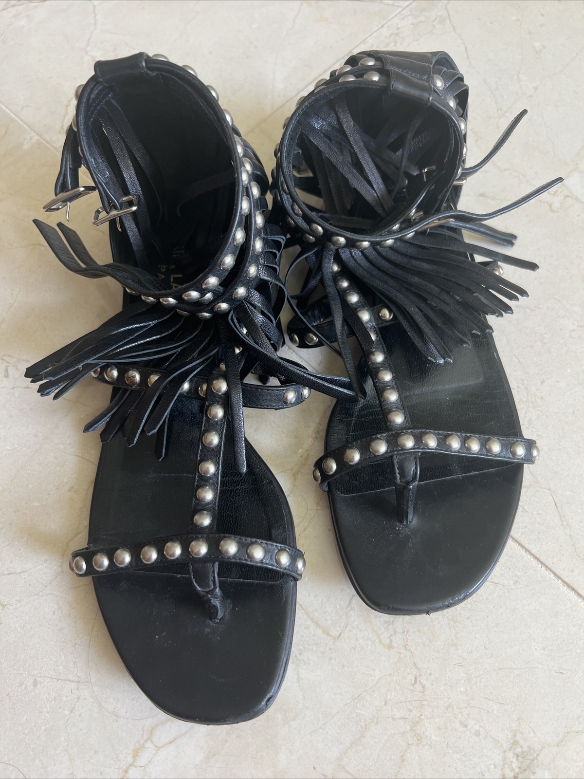 Sandali donna Saint Laurent YSL usati tanga pelle nera con frange e borchie