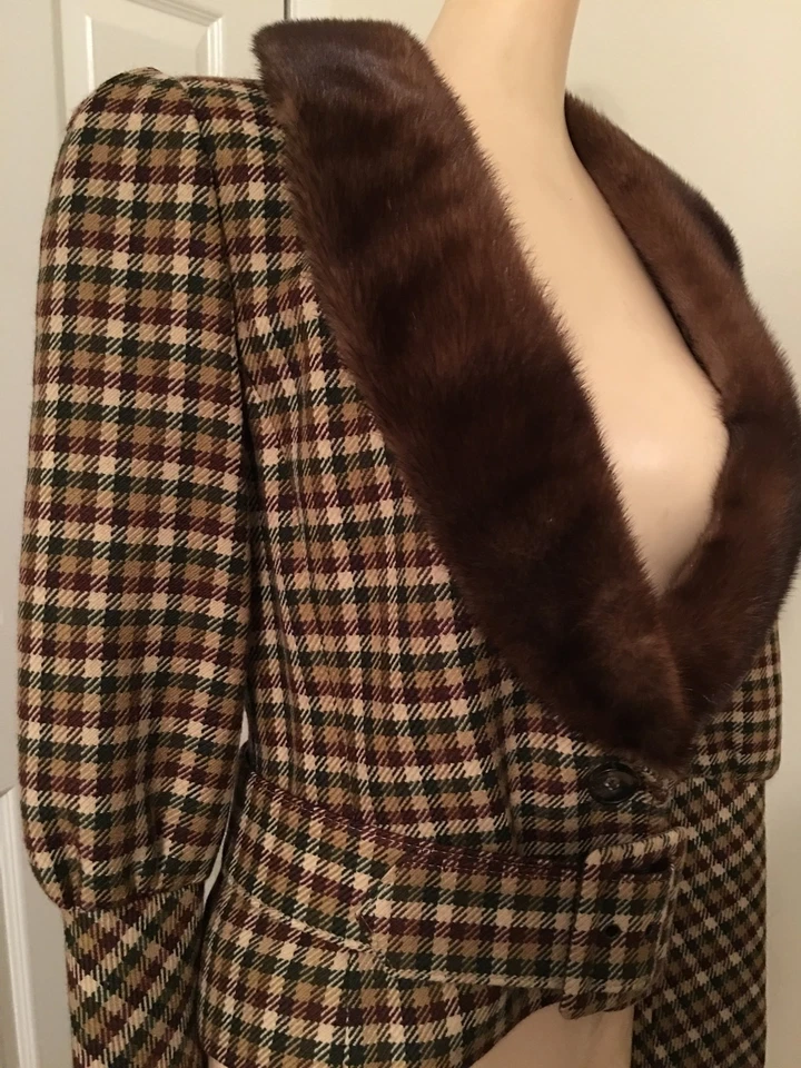 Chaqueta de mujer Valentino marrón ribete de piel talla 8 Foto 3 de 4