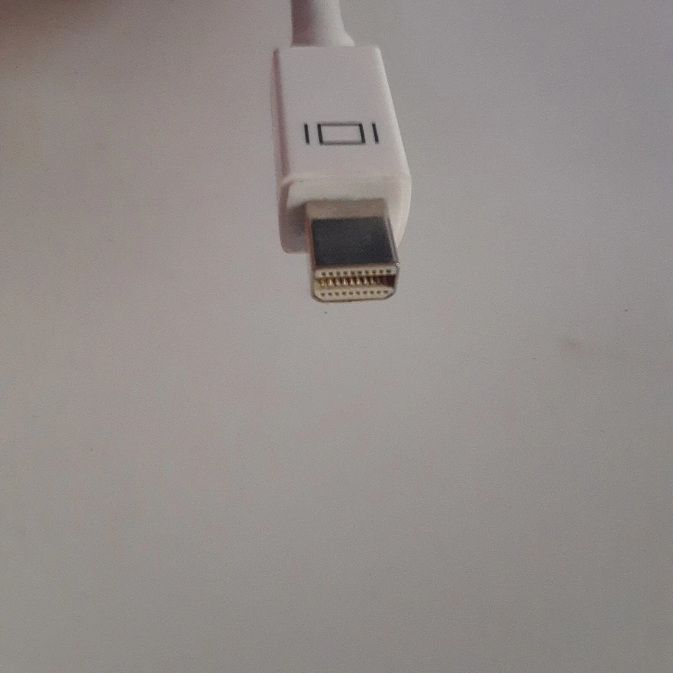 Mini Display Port DP Thunderbolt to HDMI Adapter Cable for MacBook Pro Male Ends - Image 4 of 4