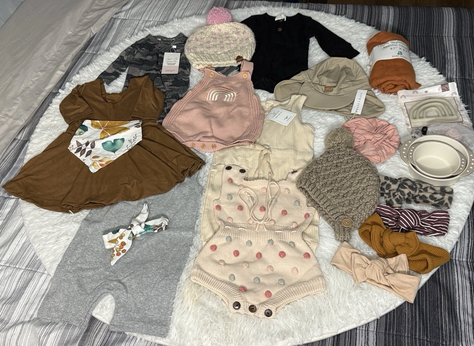 22 Pcs Different Sizes Baby Girl Clothes 6m- 18m