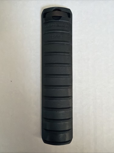 KAC-Knights Armament 11 Rib Rail Panel Cover