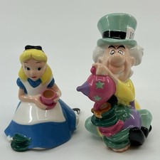 Disney Alice in Wonderland Mad Hatter  Salt & Pepper Shakers Figures New