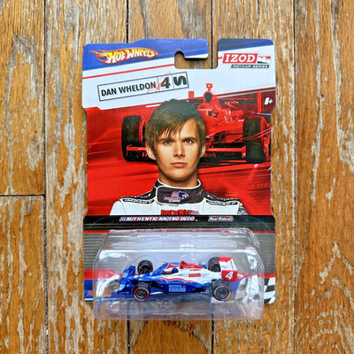 1/64 Hot Wheels 2009 DAN WHELDON #4 IZOD IndyCar Series National Guard New
