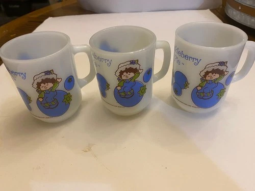 3- Huckleberry Pie Vintage 1980 Anchor Hocking Milk Glass Mugs