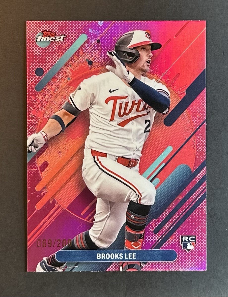 2025 Topps Finest Brooks Lee #299 Rookie RC RARE Magenta Refractor 69/200 Twins