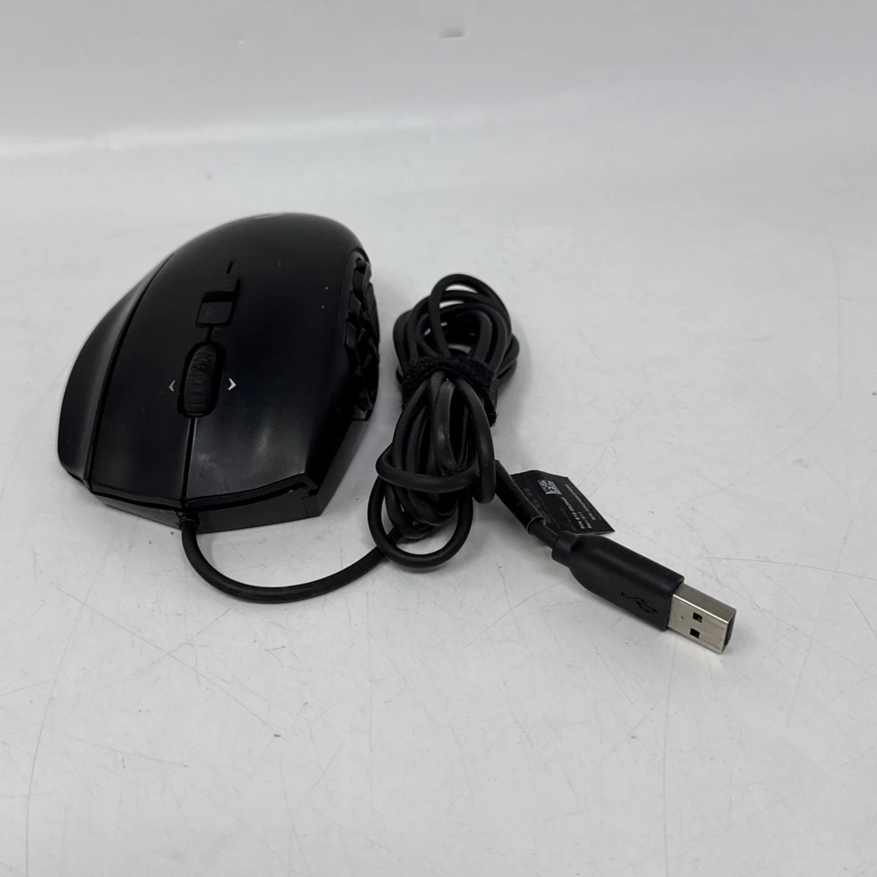 Logitech G600 MMO Wired Gaming Mouse - Black - Tested Working - Image 3 of 4
