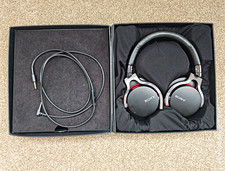 Sony MDR-1R Over-Ear Wired 3.5mm Stereo Headphones  Foldable See Description.
