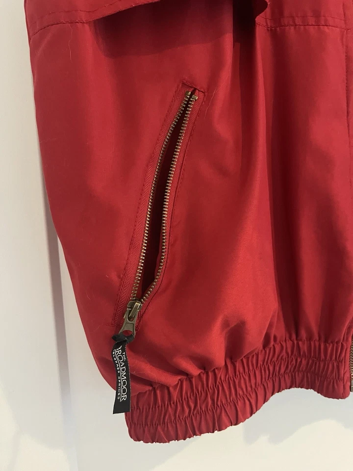 Vintage The Broadmoor Golf Club Golf Vest - Men’s Medium - Red - Fleece Lined - Image 4 of 4