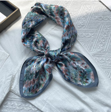 Pure 12 Momme Silk Wrap Scarf Bandanna Blue Floral Print Square Shawl 68X68cm