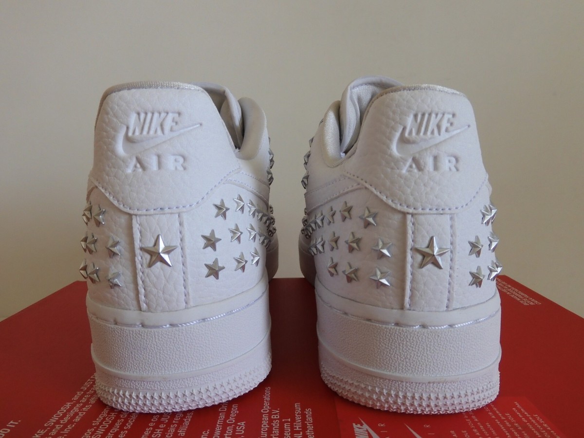 WMNS NIKE AIR FORCE 1 07 XX WHITE STUDDED WOMENS SZ 8.5 WMNS NIKE AIR FORCE 1 07 XX WHITE STUDDED WOMENS SZ 8.5