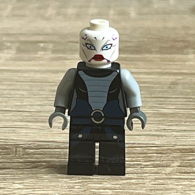 LEGO Star Wars Asajj Ventress sw0318   Original Minifigur   ohne Risse