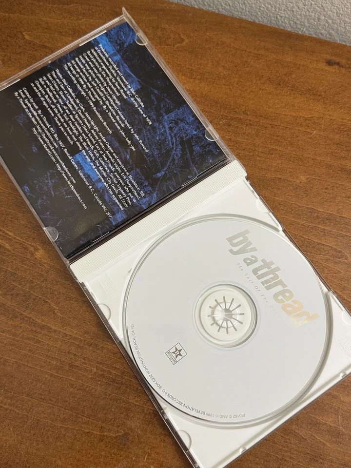 By A Thread - The Last Of The Daydreams Album 2000 Hardcore CD Foto 3 de 4