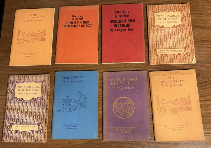 WATCHTOWER SET OF 8 STUDY QUESTION BOOKLETS FOR PUBLICATIONS BY W.T.B.&T.S.