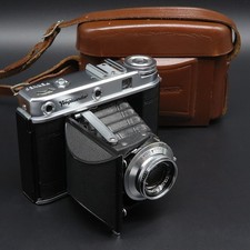 Voigtl nder Perkeo III E w/Skopar f/3.5 80mm - Case - Fine vintage condition