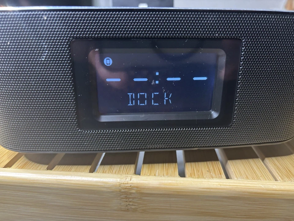 Altavoz de acoplamiento Richsound Research (RSR) DS406 con Bluetooth negro PROBADO Foto 2 de 4