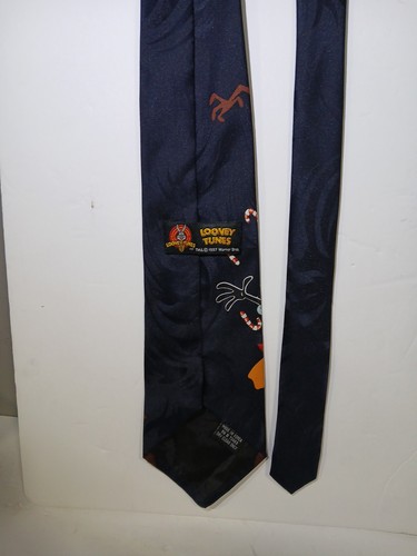 Vintage 1997 Looney Tunes Christmas Men's Tie Necktie Bugs Bunny Daffy Duck Taz - Picture 9 of 11