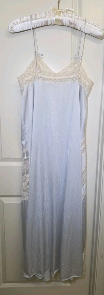 HENSON KICKERNICK Blue Antron Nylon Bias Lace Nightgown Long Size Large USA - Image 3 of 4