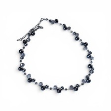 Elegante Perlenkette / Choker in Schwarz & An...