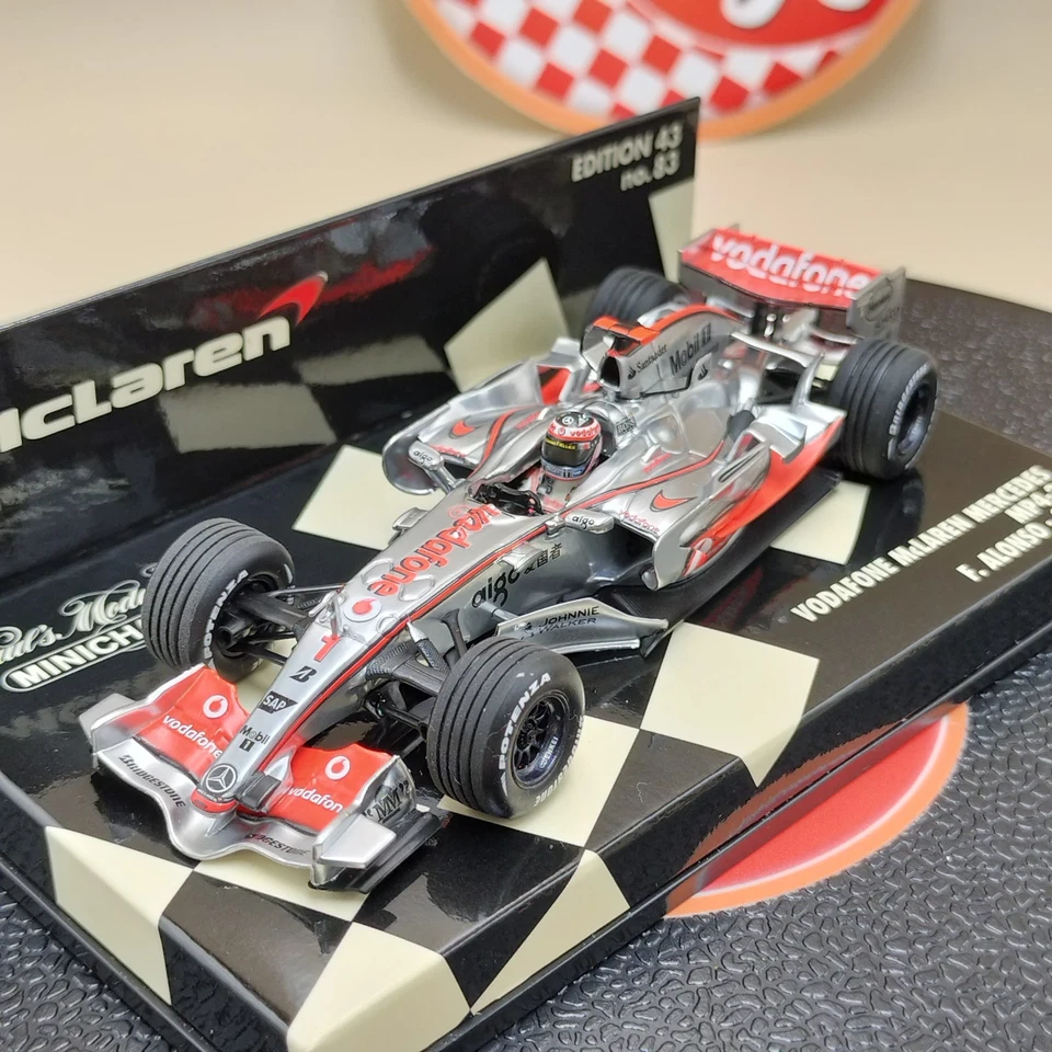 MINICHAMPS 1/43 Vodafone McLaren Mercedes MP4-22 Fernando Alonso 2007 530074301 - Image 2 of 4