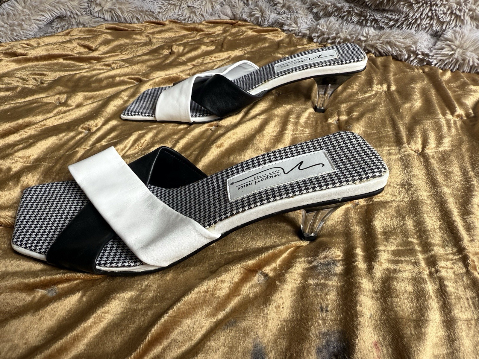 Newport News Retro Houndstooth Clear Heel Sandals in Black White Size 8M