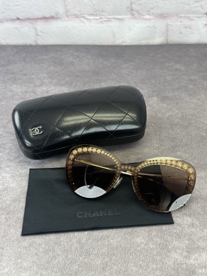 Chanel Acetate Metal Pearl Butterfly Sunglasses 4236-H Brown Chanel Acetate Metal Pearl Butterfly Sunglasses 4236-H Brown  main image 3
