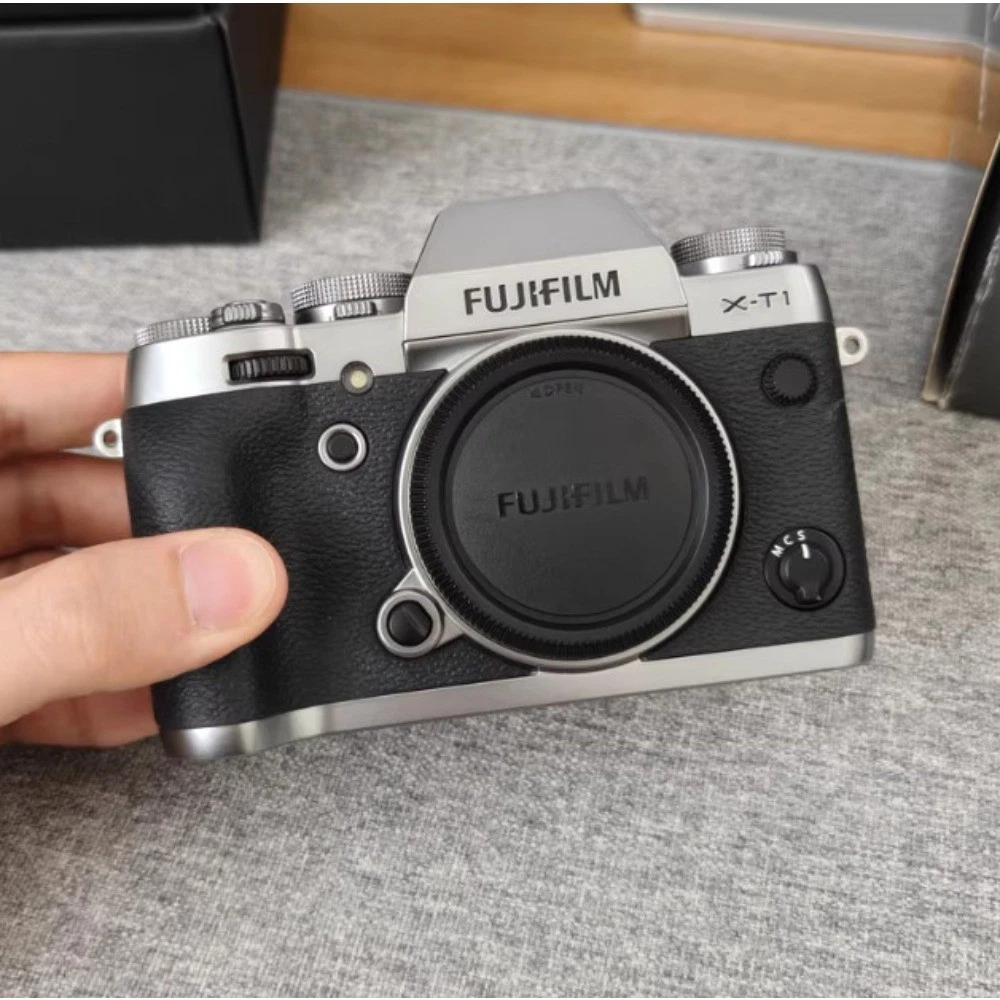 Fujifilm X-T1 Mirrorless Interchangeable Lens Cameras for Sale