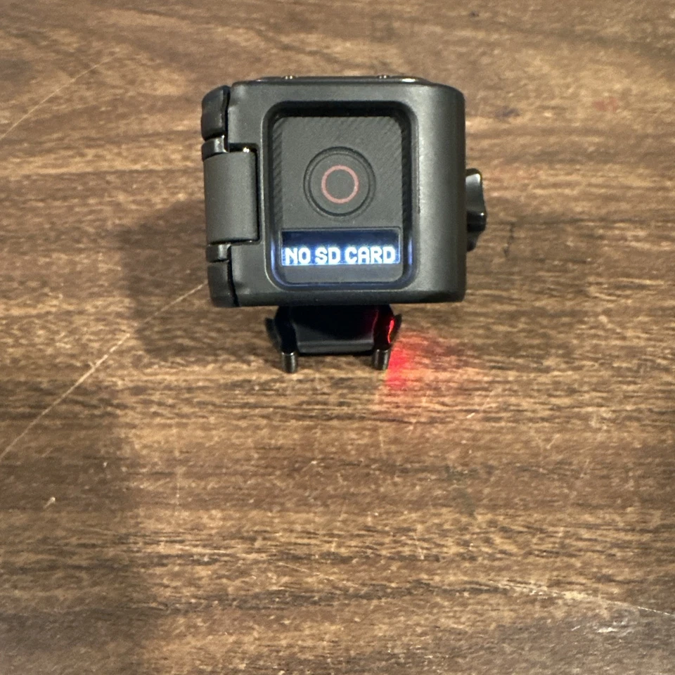 GoPro HERO Session Action Camera Black. CHECK DESCRIPTION - Image 2 of 4