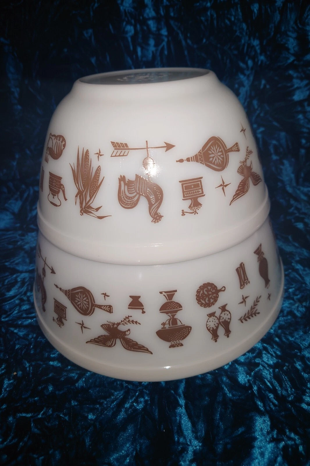 Pyrex Early American Nesting Mixing Bowls 403 - 402 Vintage Kitchen