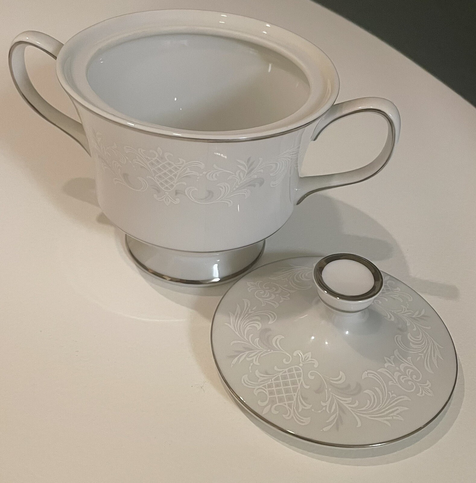 Sango China fine china Florence 3646, includes valuable pieces! 73