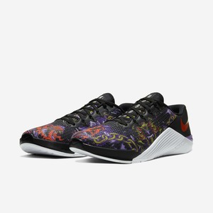 nike metcon 5 multicolor