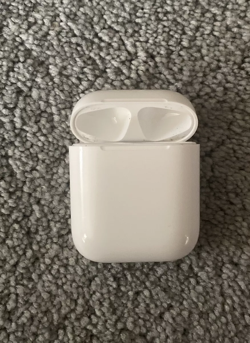 Genuine Apple AirPods Charging Case Only For Models: A1602 A1523 A2031 A2032 Genuine Apple AirPods Charging Case Only For Models: A1602 A1523 A2031 A2032