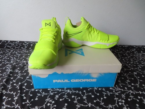 Nike PG 1 'Volt' Tennis Ball Neon 