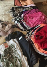 NEW &Used Women’s Plus Size Clothing 100 Clothes Lot Huge Bundle All GOOD, 2X-3X