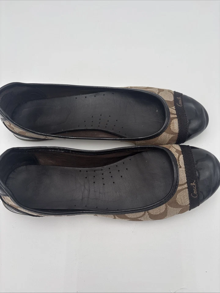 Zapato Coach Cecile Lona Firma Logo Patente Puntera Plana Talla 7.5 Usado Foto 3 de 4