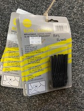 Image of FLYMO COMPATIBLE PLASTIC BLADES X 4 PACKS 0F 10 (40 BLADES)