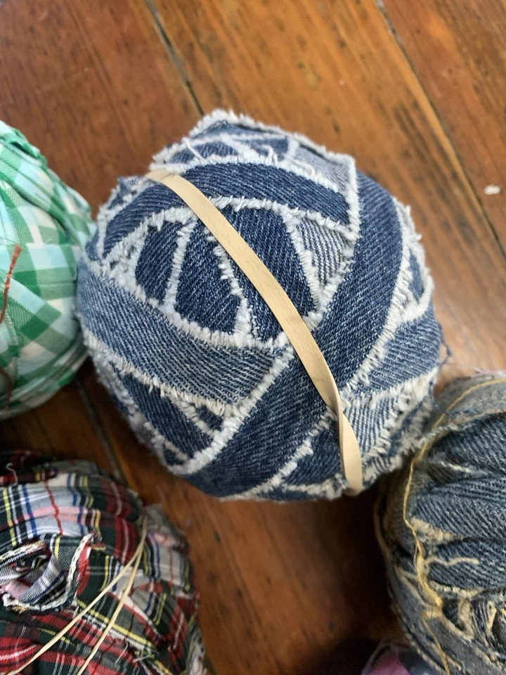 VTG Handmade Rag Balls Calico Blues Textile Denim Strips Folk Art Upcycle Levi's - Image 2 of 4