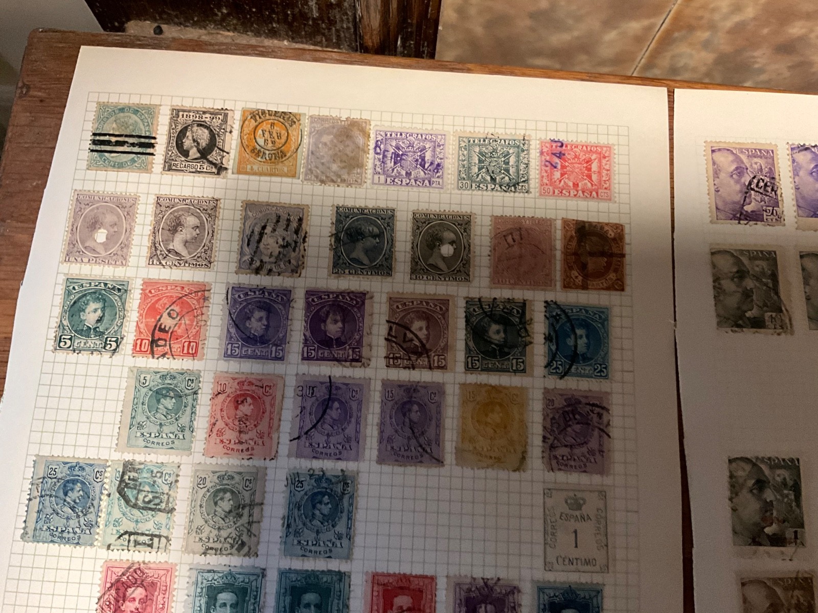 Spain Stamps Collection -  1800- to modern on leaves mint & used hinged x11