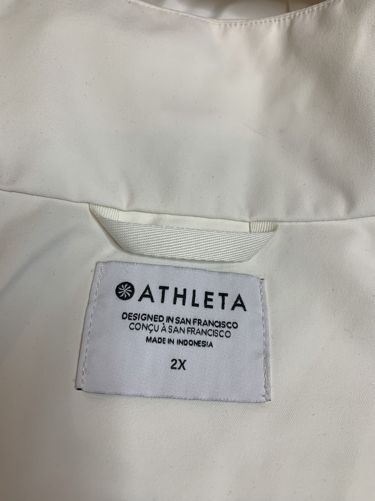 Athleta Sutro Rainout Trench Magnolia White Women’s Size 2X Full Zip