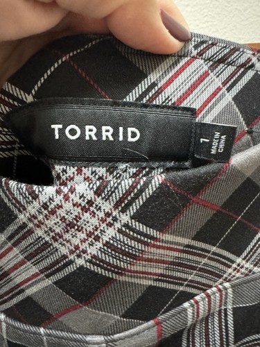 Torrid schwarz rot kariert Pixie Po Stretch Ponte Hose Größe - Bild 8 von 11