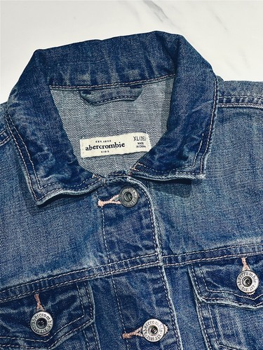 ABERCROMBIE Kids Distressed Denim Jean Jacket Coat -Med Wash - Girls Size XL 16 - Picture 3 of 6