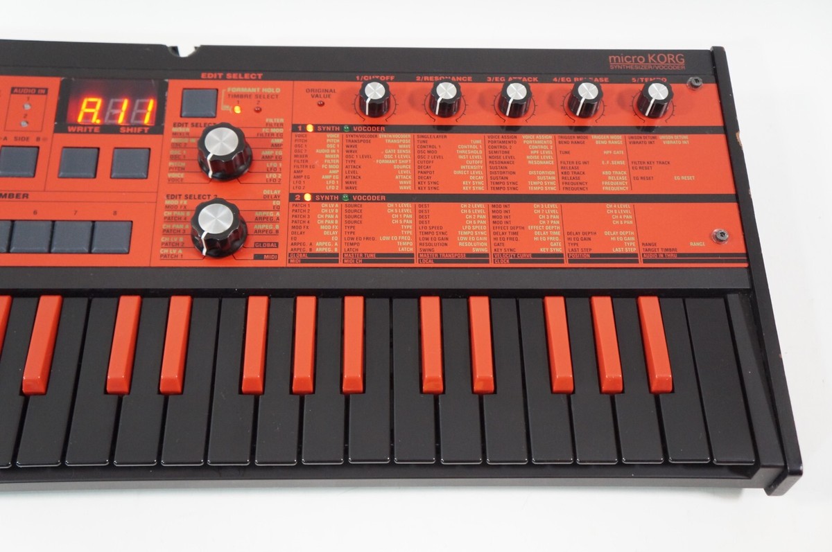 KORG microKORG BKRD Limited Black x Red Analog Modeling