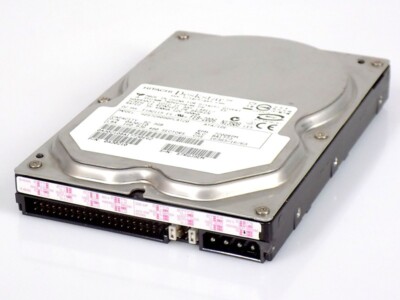 82.3GB Hitachi HDS728080PLAT20 0A30210 IDE ATAPI 3.5-Zoll HDD 7200rpm Festplatte