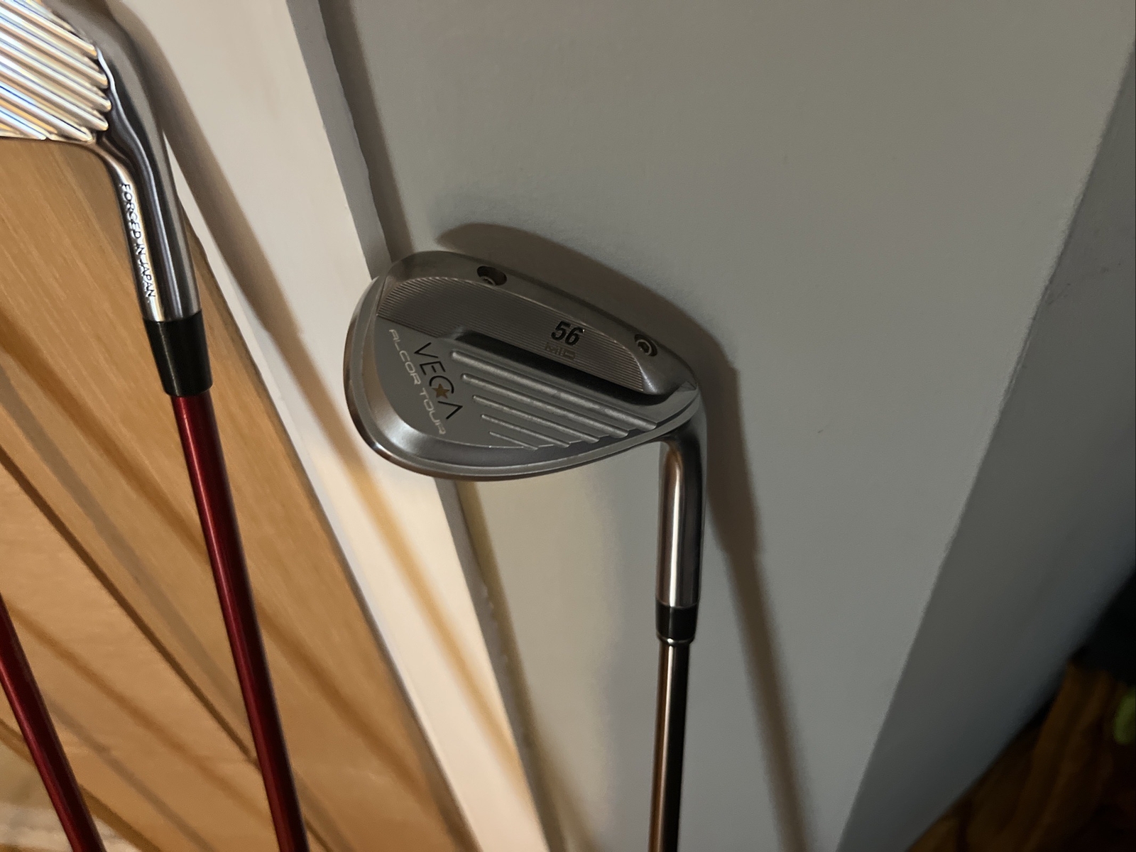 VEGA MIZOR IRONS 4 TO PW + AW + VEGA PUTTER + VEGA CUSTOM WEDGE 56